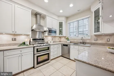 $1,295,000 | 5328 43rd Street Northwest, Washington, DC 20015