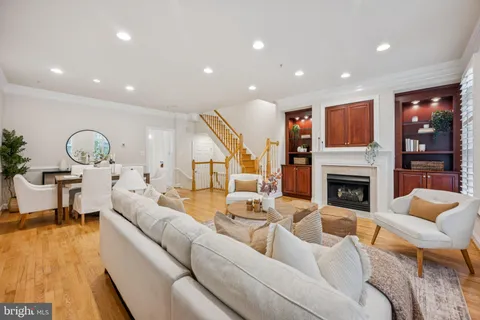 $1,295,000 | 5328 43rd Street Northwest, Washington, DC 20015