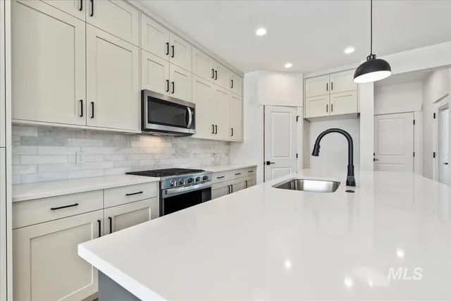 $459,880 | 11201 South Corballis Lane, Kuna, ID 83634