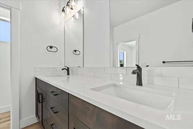 $459,880 | 11201 South Corballis Lane, Kuna, ID 83634