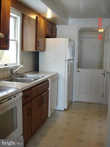 2551 Stone Road Westminster, MD 21158 - Photo 14 of 30 Kitchen #2