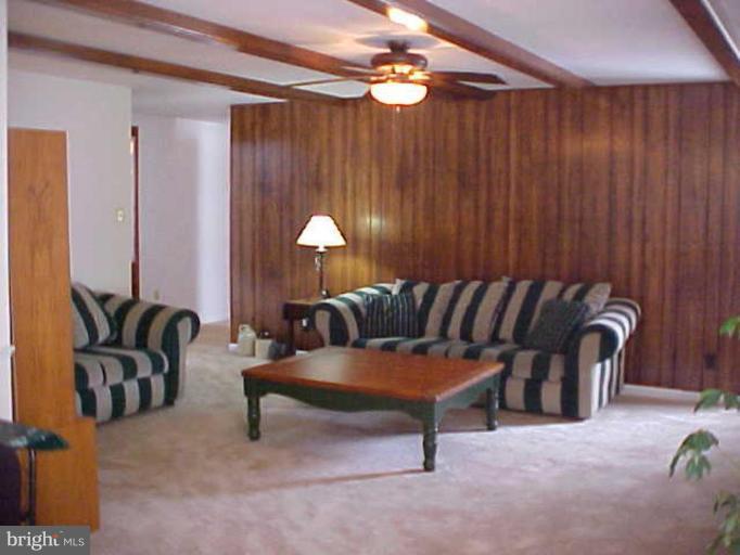 2551 Stone Road Westminster, MD 21158 - Photo 16 of 30 Family Room
