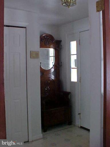 2551 Stone Road Westminster, MD 21158 - Photo 6 of 30 Entrance / Foyer