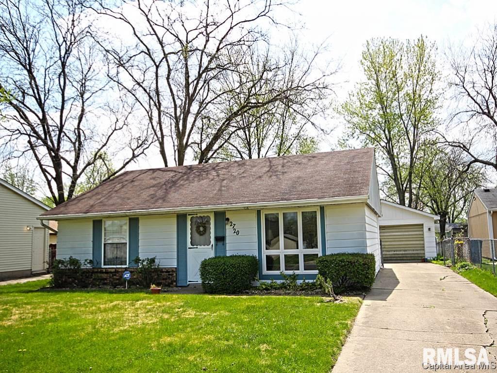 2720 Selkirk Road Springfield, IL 62702 - Photo 2 of 33