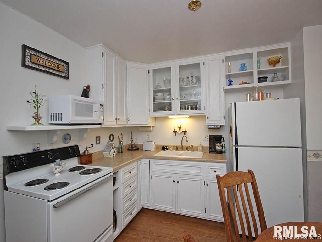2720 Selkirk Road Springfield, IL 62702 - Photo 11 of 33