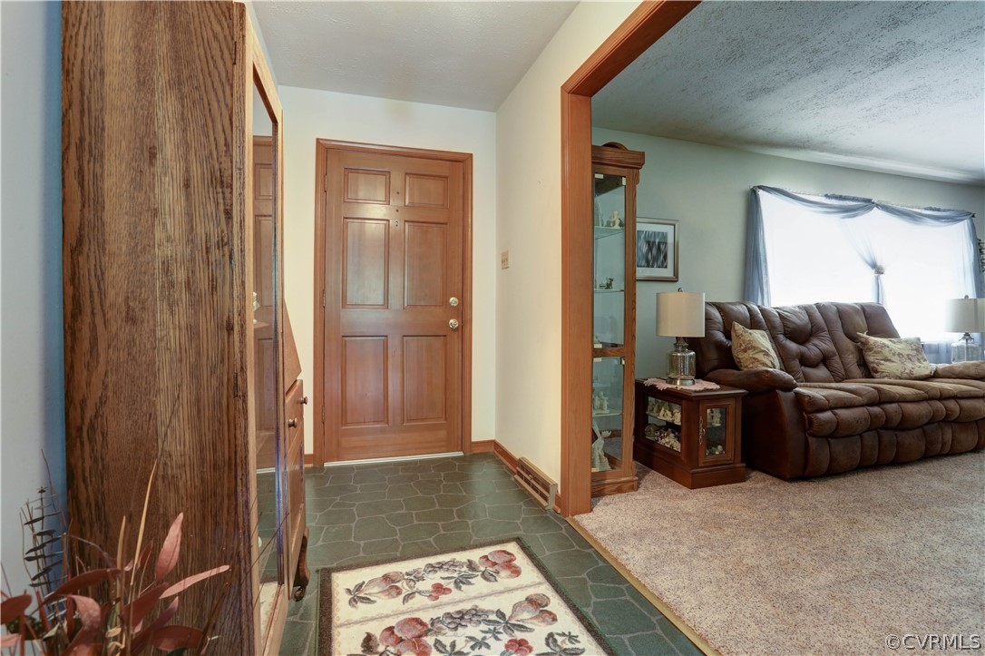 2119 Urbine Road Powhatan, VA 23139 - Photo 3 of 32 Gallery Image 3