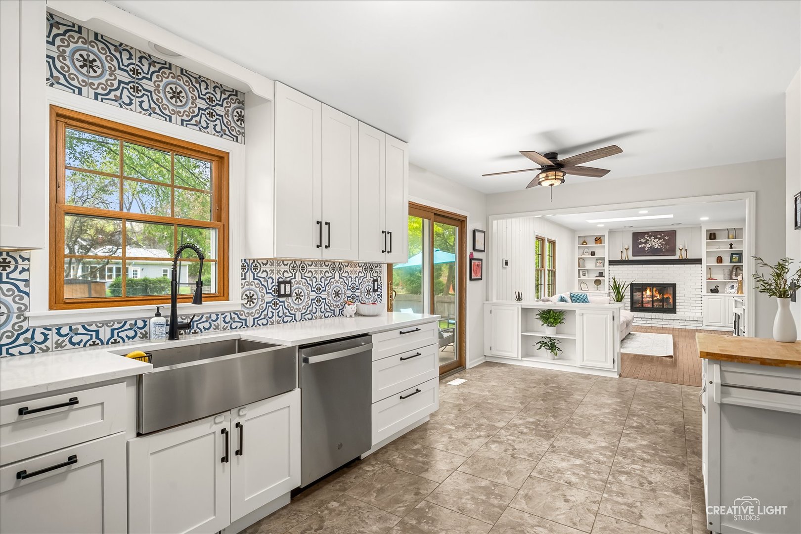847 Woodland Hills Road Batavia, IL 60510 - Photo 8 of 34