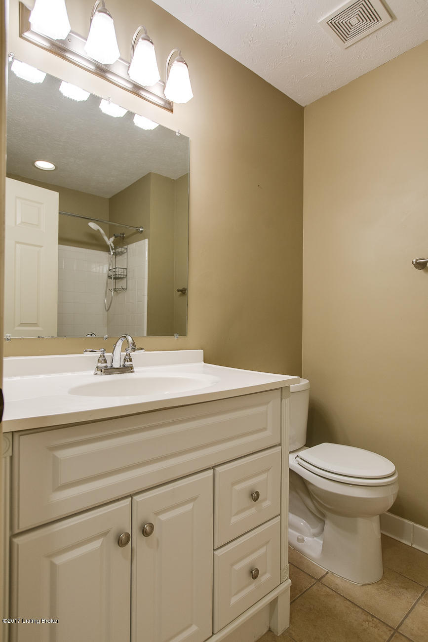 1408 Cedarbrook Road Goshen, KY 40026 - Photo 22 of 30 Full Bath