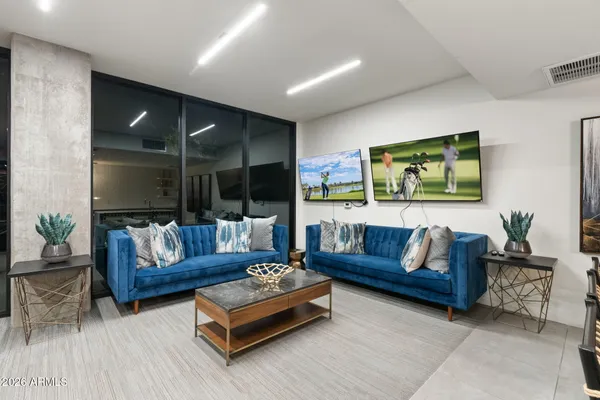 $555,000 | 2300 East Campbell Avenue, Unit 218, Phoenix, AZ 85016