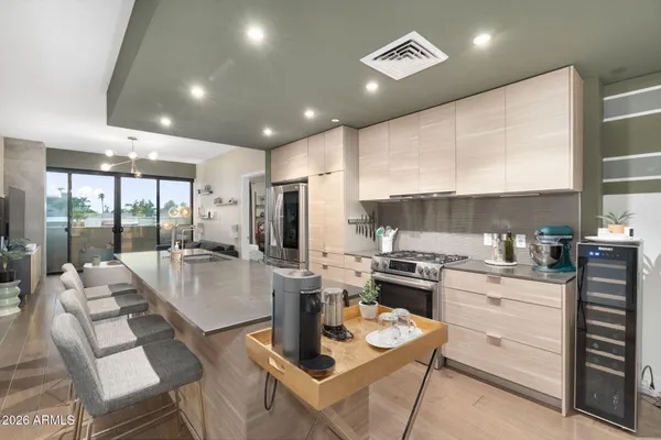 $555,000 | 2300 East Campbell Avenue, Unit 218, Phoenix, AZ 85016