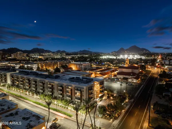 $555,000 | 2300 East Campbell Avenue, Unit 218, Phoenix, AZ 85016