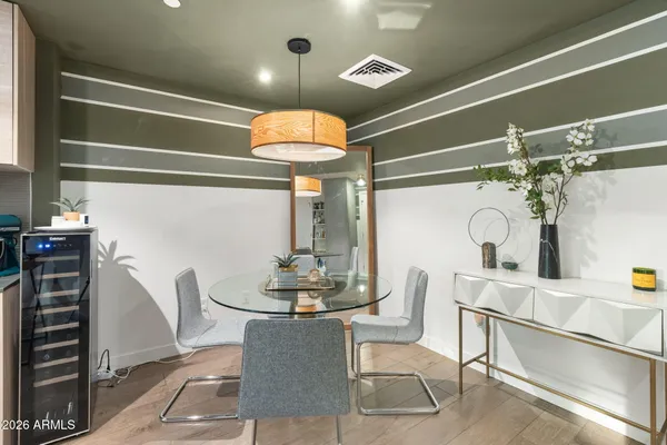 $555,000 | 2300 East Campbell Avenue, Unit 218, Phoenix, AZ 85016