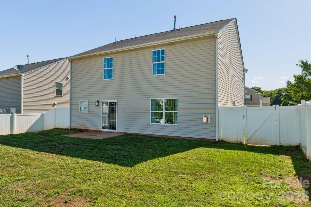 129 Quail Springs Road Statesville, NC 28677 - Photo 3 of 30