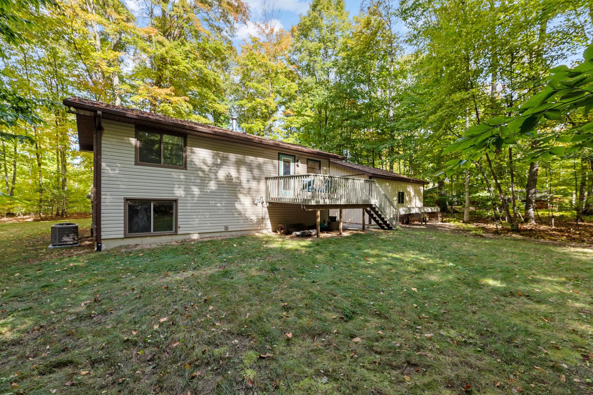 18613 Cedar Run Road Traverse City, MI 49684 - Photo 50 of 52 1917722-49.JPG