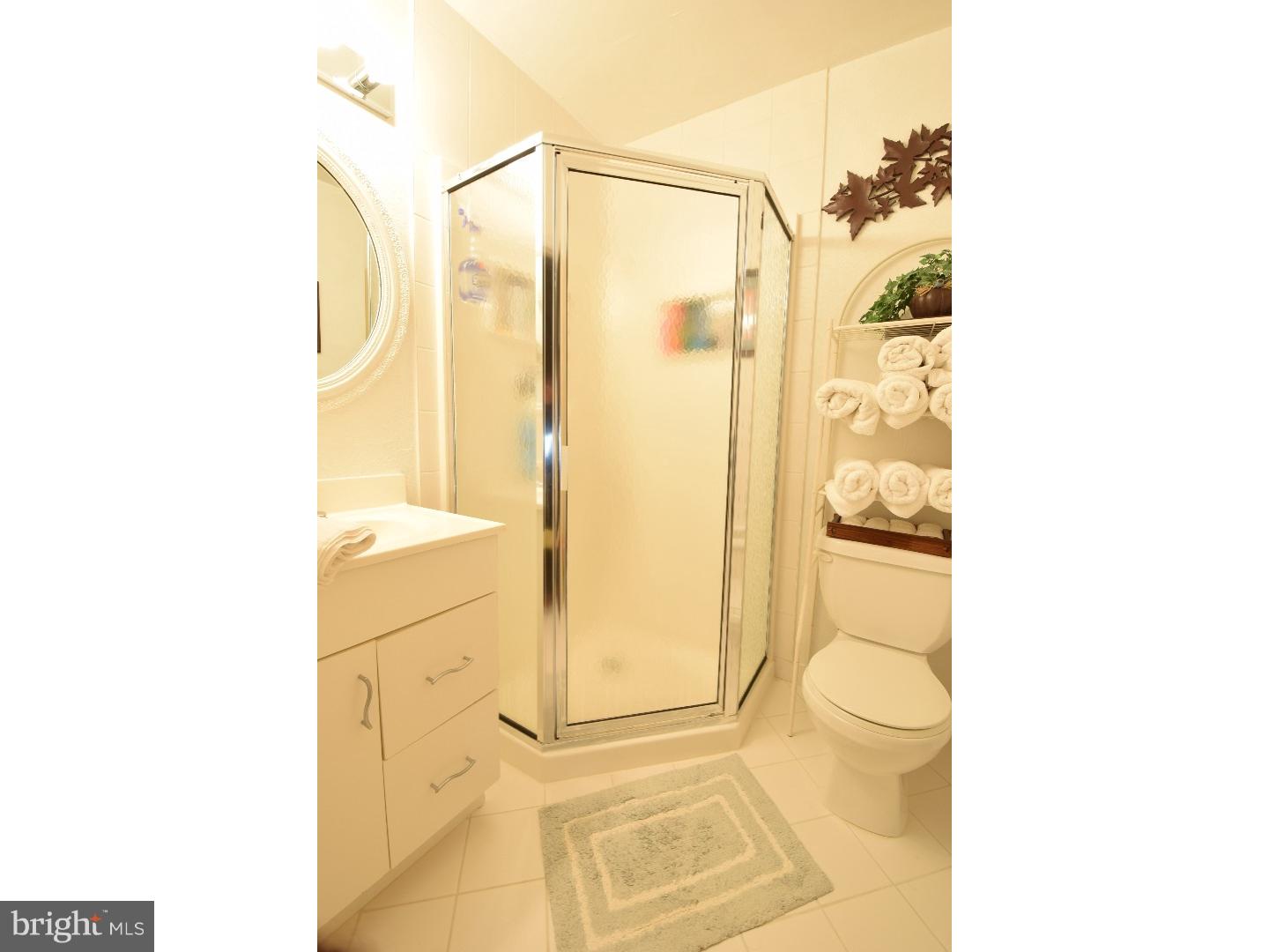34 Bull Run Road Laurel Springs, NJ 08021 - Photo 14 of 23 Master Bathroom