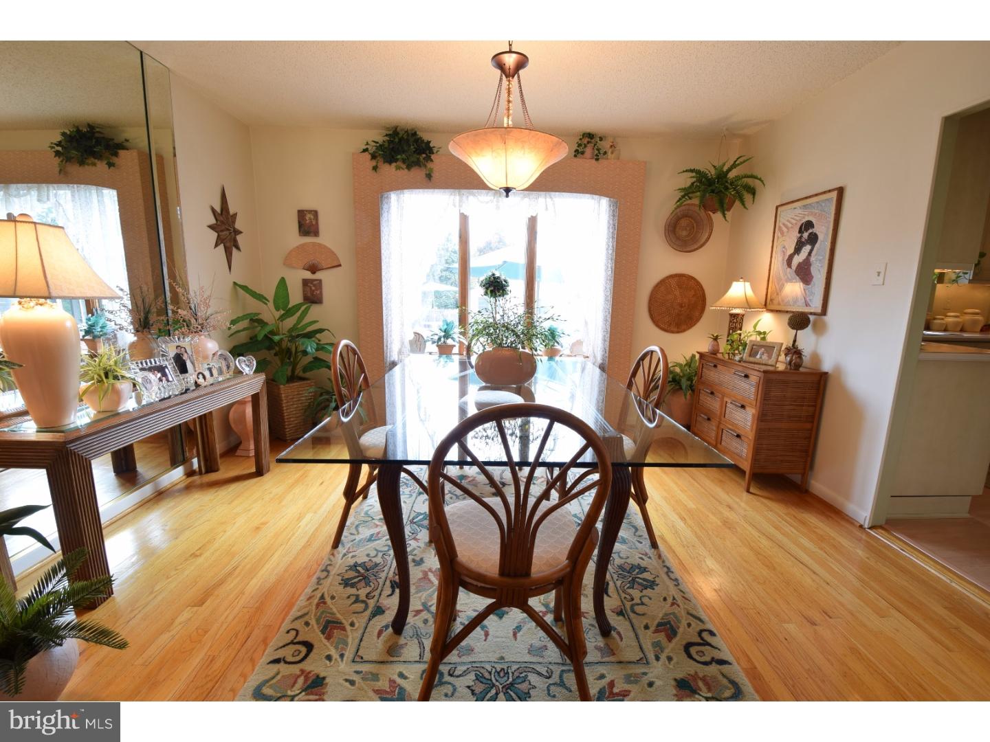 34 Bull Run Road Laurel Springs, NJ 08021 - Photo 7 of 23 Dining Room
