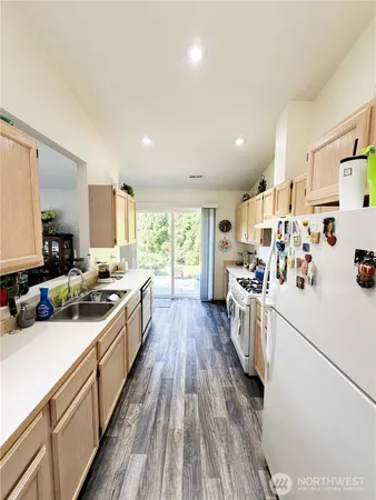 $825,000 | 4504 67th Avenue West, University Place, WA 98466