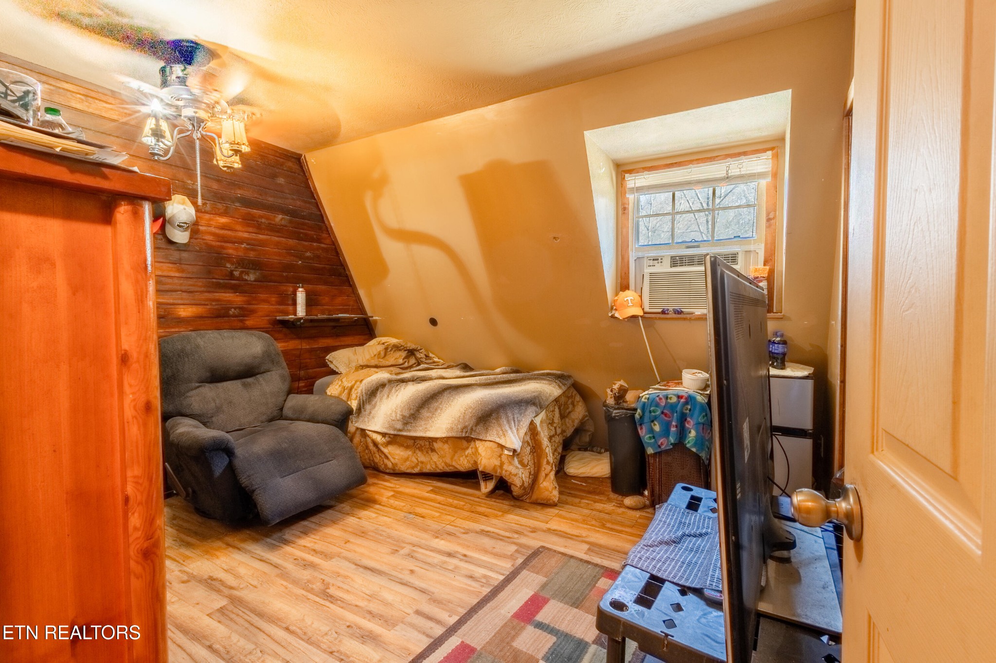 606 Caney Creek Road Sevierville, TN 37863 - Photo 4 of 13 Gallery Image 4