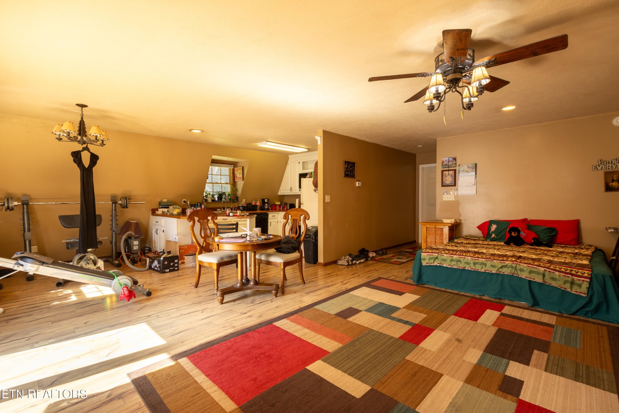 606 Caney Creek Road Sevierville, TN 37863 - Photo 5 of 13 Gallery Image 5