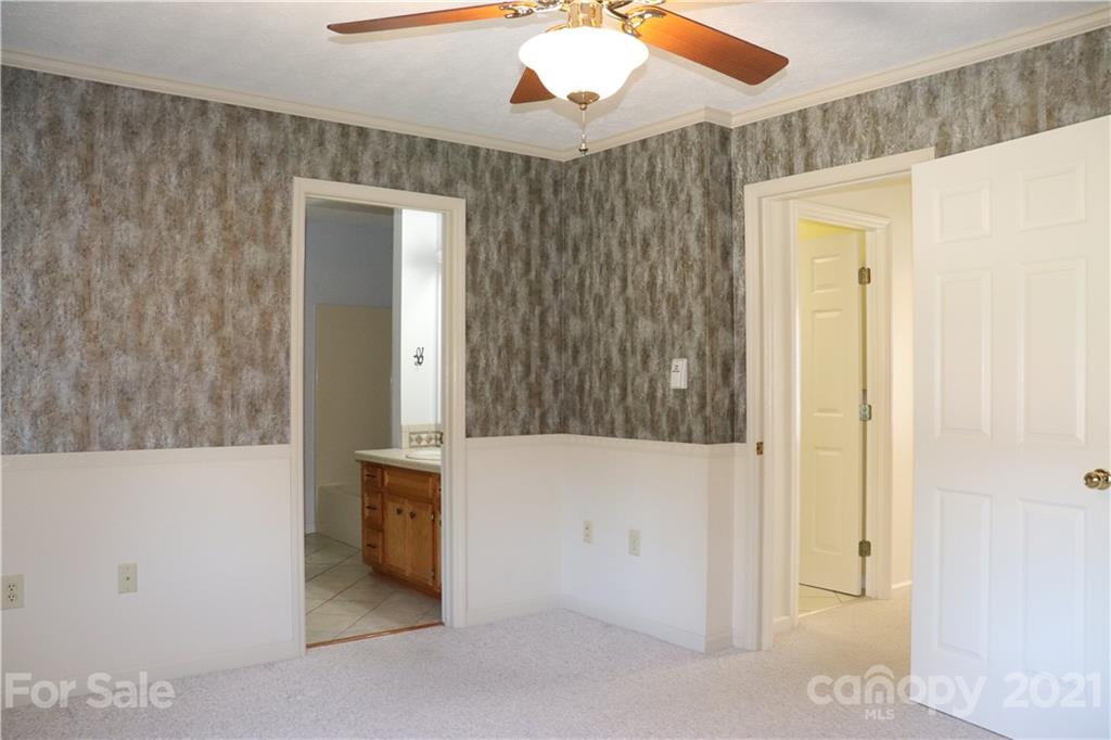 4120 Lower Cedar Valley Road Hudson, NC 28638 - Photo 20 of 48