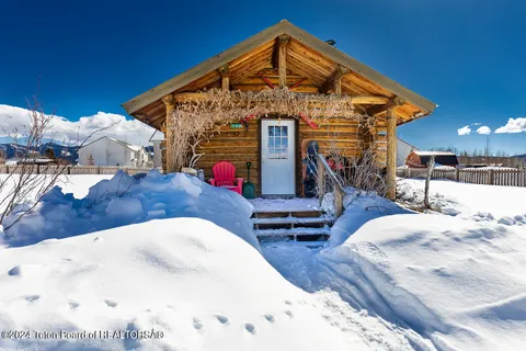 $899,000 | 180-190 Cedron Road, Victor, ID 83455