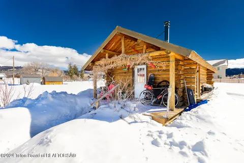 $899,000 | 180-190 Cedron Road, Victor, ID 83455