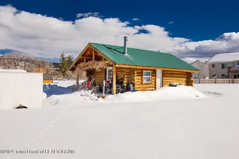 $899,000 | 180-190 Cedron Road, Victor, ID 83455