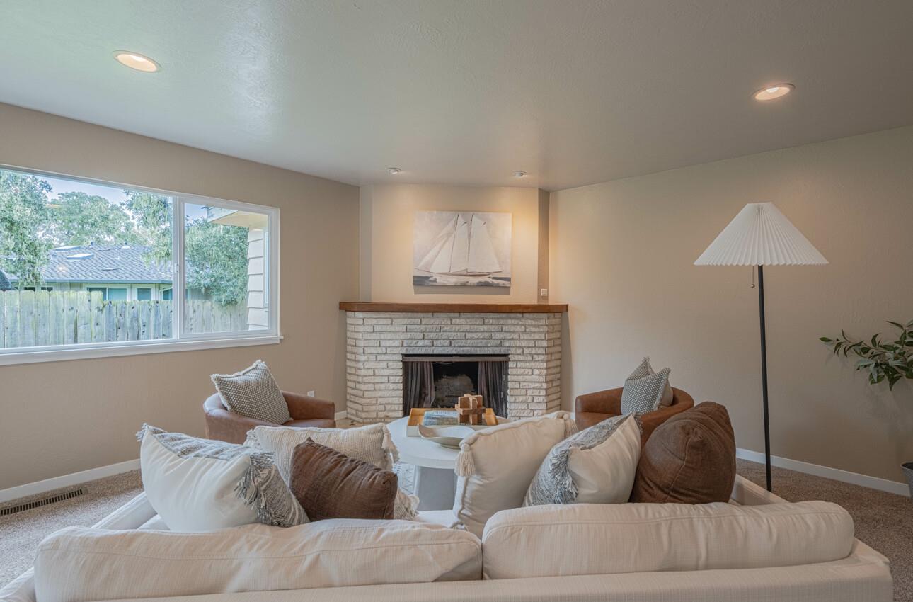 1086 Ortega Road Pebble Beach, CA 93953 - Photo 9 of 38 Gallery Image 9