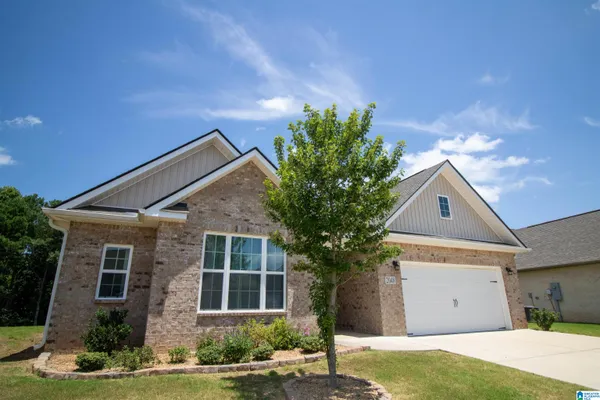 $339,900 | 2048 Austin Drive Northeast, Cullman, AL 35058