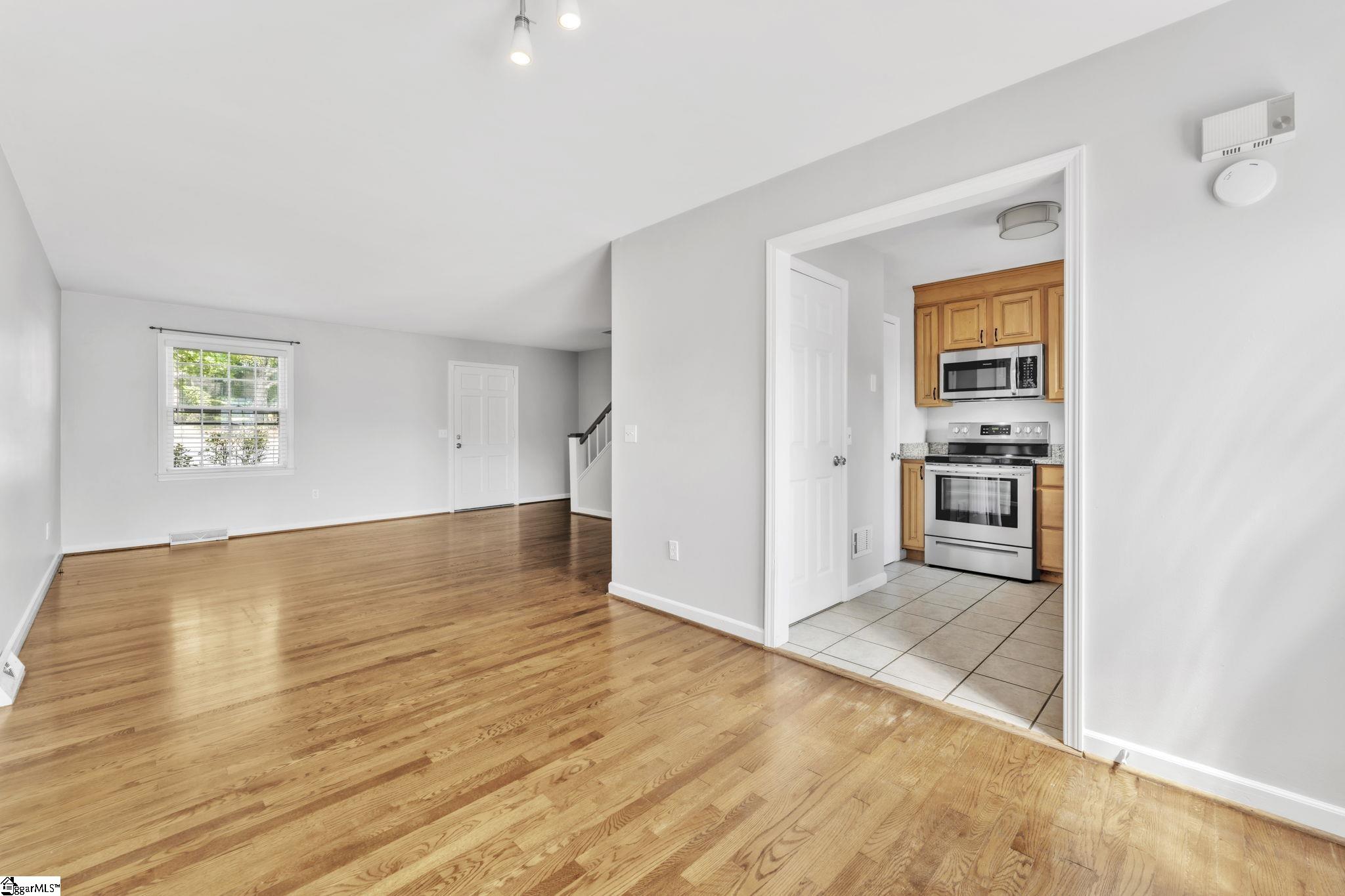 815 Edwards Road, Unit 67 Greenville, SC 29615 - Photo 8 of 23