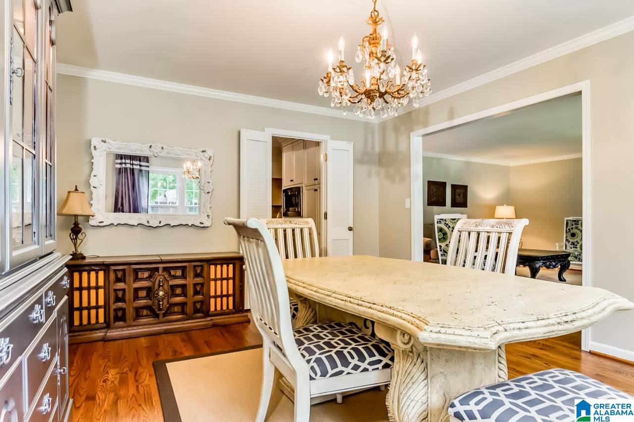 1811 Seneca Road Vestavia Hills, AL 35216 - Photo 15 of 49