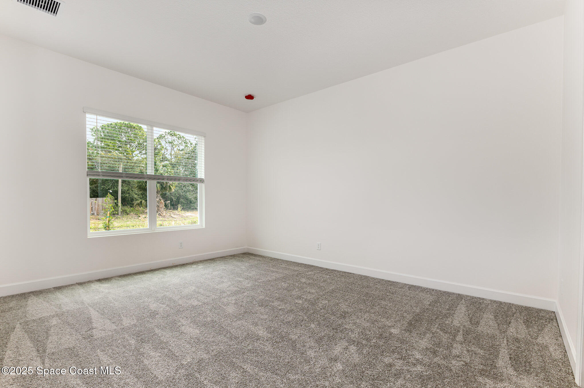 2281 Angel Road Palm Bay, FL 32909 - Photo 9 of 22 013_file_999