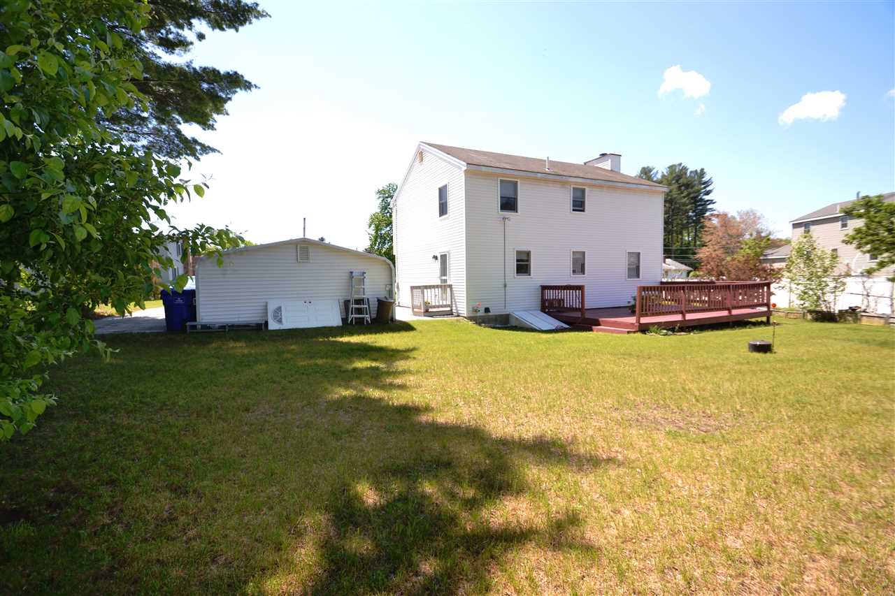 24 R Eayers Pond Road Hudson, NH 03051 - Photo 35 of 40