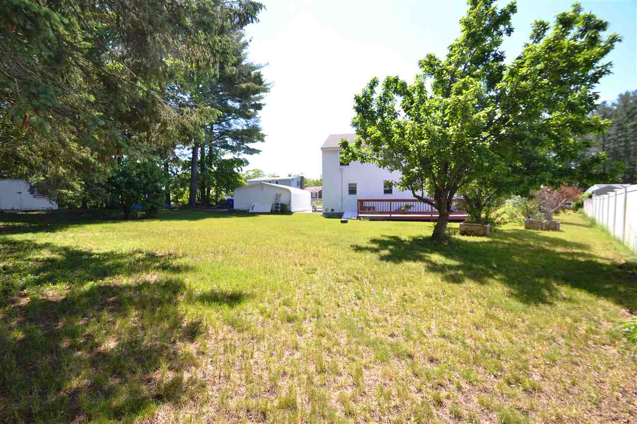 24 R Eayers Pond Road Hudson, NH 03051 - Photo 39 of 40