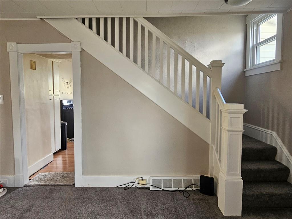 121 North Road Butler, PA 16001 - Photo 29 of 39 a view of entryway
