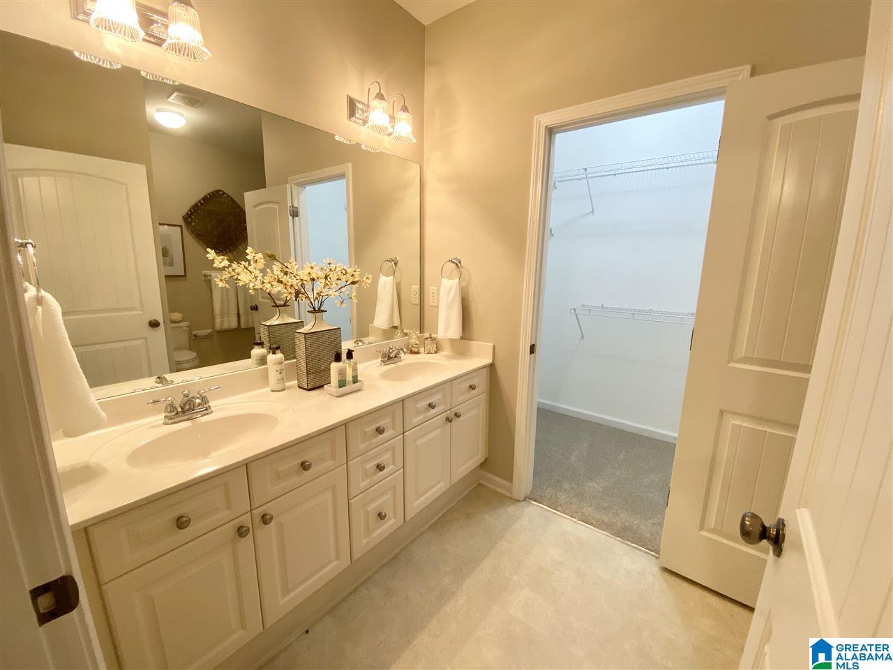 2312 Ridgemont Drive Birmingham, AL 35244 - Photo 15 of 21
