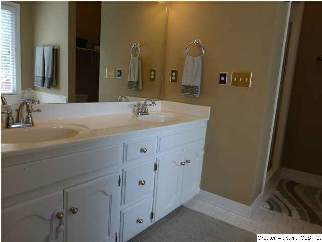 119 Newgate Road Alabaster, AL 35007 - Photo 17 of 32