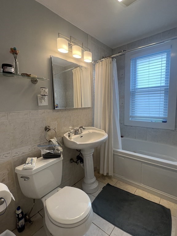 51 Algonquin Road, Unit 1 Newton, MA 02467 - Photo 8 of 19 Gallery Image 8
