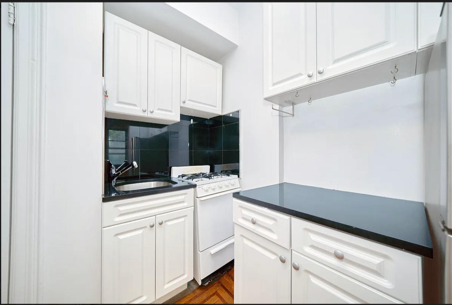 223 East 58th Street, Unit 3B Manhattan, NY 10022 - Photo 4 of 8 Photo 4