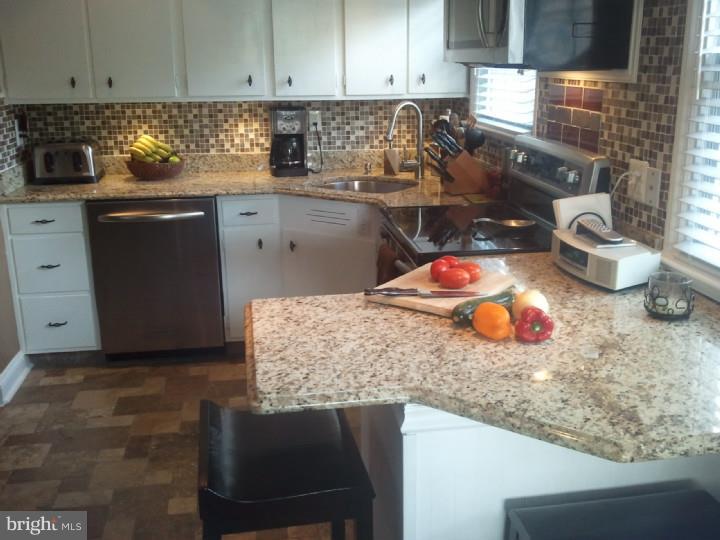 17 Grubb Road Malvern, PA 19355 - Photo 7 of 25