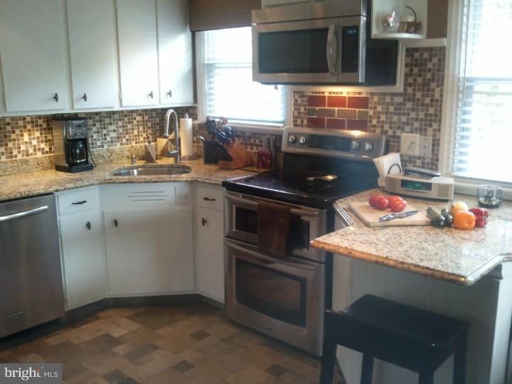 17 Grubb Road Malvern, PA 19355 - Photo 8 of 25