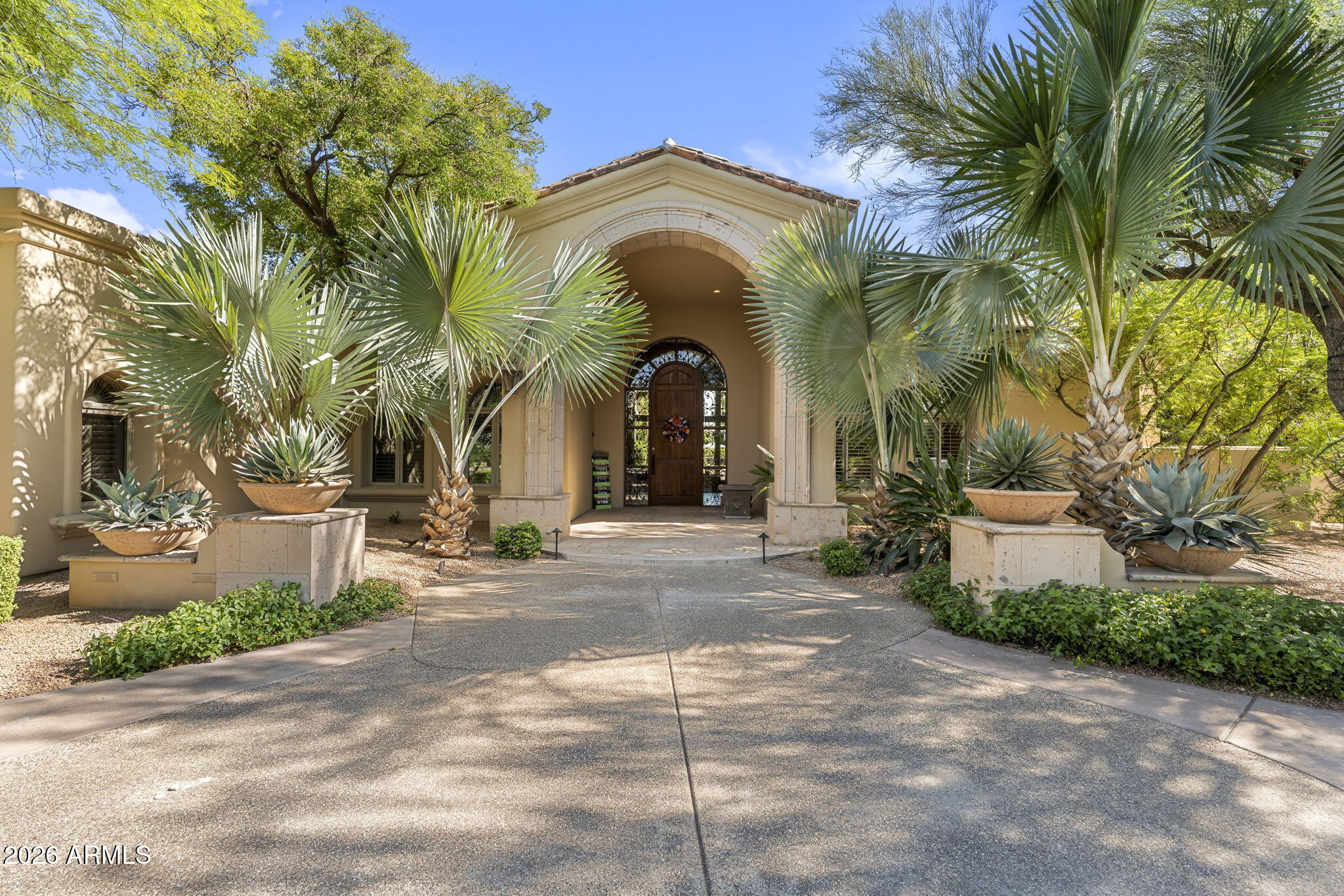 6427 East Horseshoe Road Paradise Valley, AZ 85253 - Photo 13 of 93 Front Entry