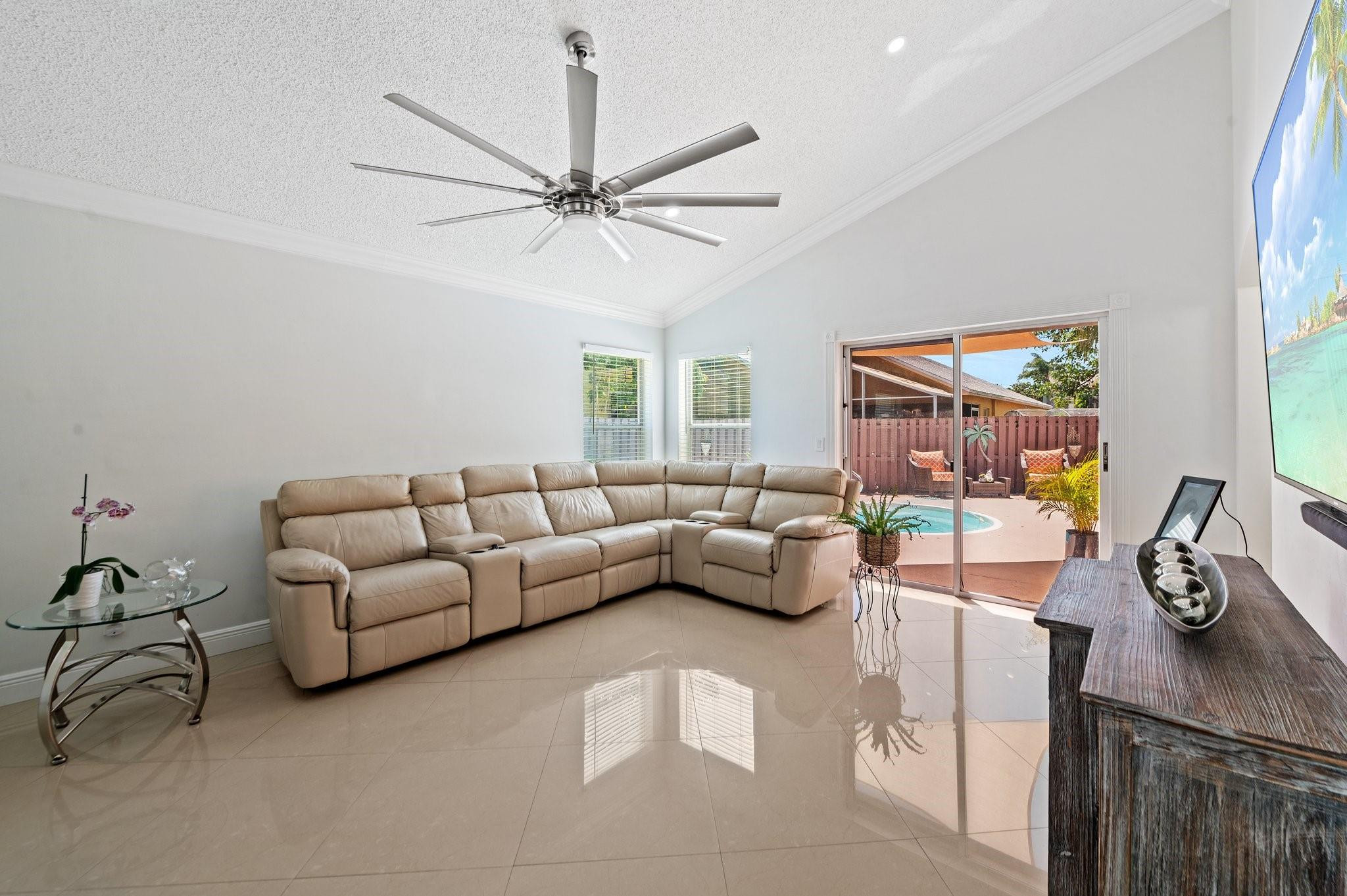 39 Teal Way Boynton Beach, FL 33436 - Photo 10 of 25 Photo 10