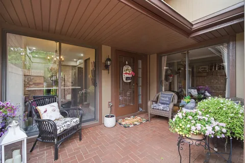 $420,000 | 912 Indian Boundary Drive, Westmont, IL 60559