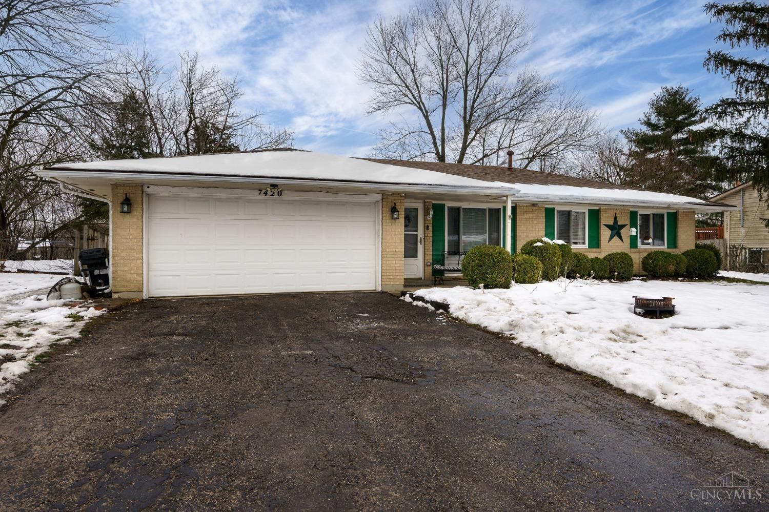 7420 Mohawk Trail Road Dayton, OH 45459 - Photo 2 of 39 Gallery Image 2