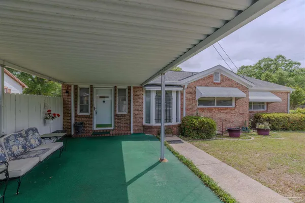 $289,000 | 302 Wegner Avenue, Cantonment, FL 32533