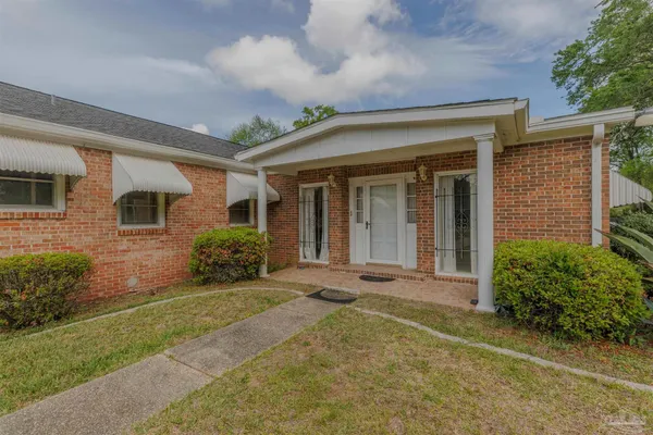 $289,000 | 302 Wegner Avenue, Cantonment, FL 32533