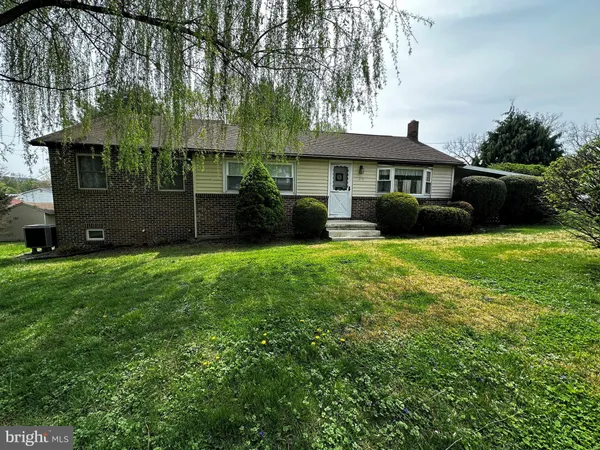 $359,900 | 310 Carolina Avenue, Reading, PA 19605