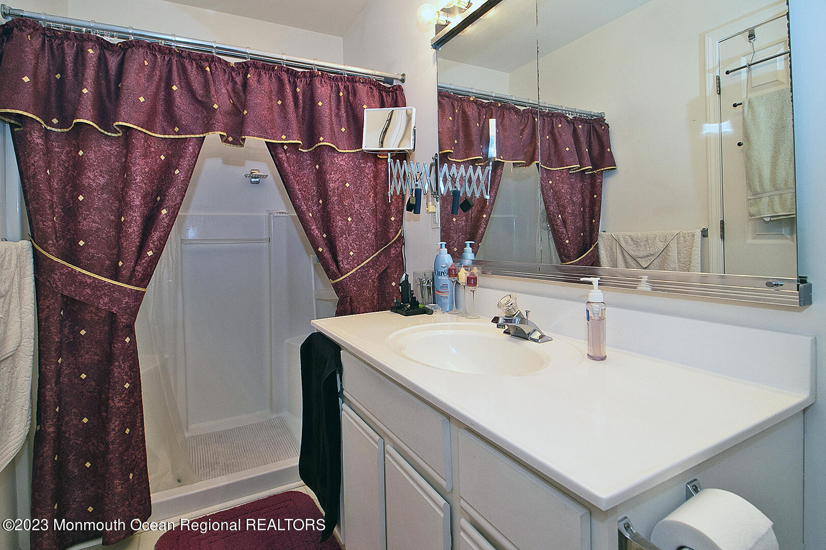 132 Equinox Road Manahawkin, NJ 08050 - Photo 22 of 33 IMG_0026 copy