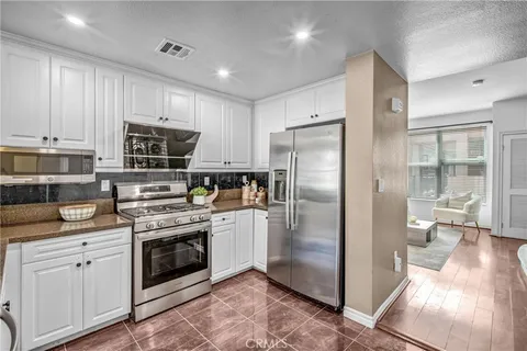 $828,000 | 88 East Bay State Street, Unit 3A, Alhambra, CA 91801